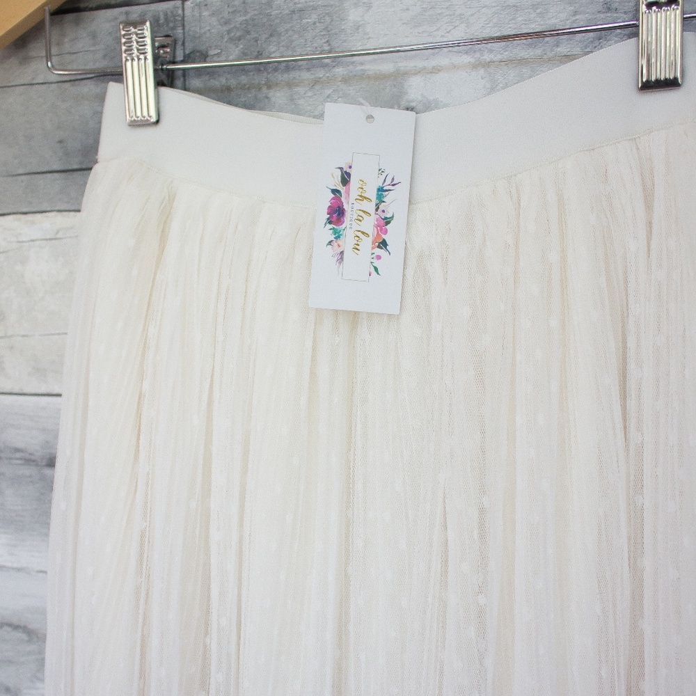 'Dottie' Skirt. - Picture 2 of 3